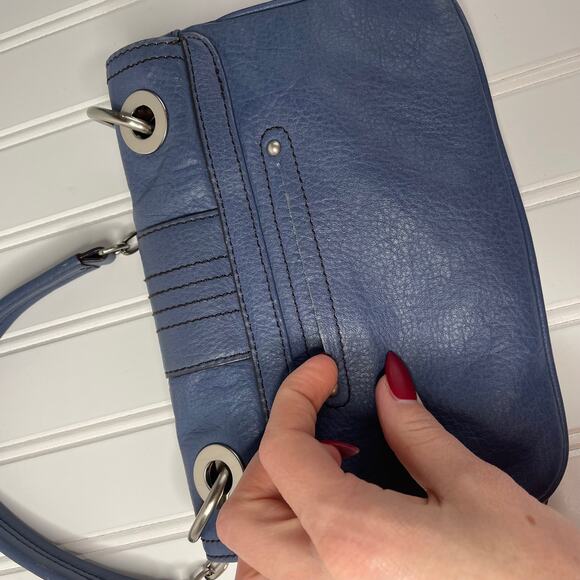 B. Makowsky Women’s Blue Leather Square Shape Zipper Shoulder Strap Purse - Picture 7 of 9